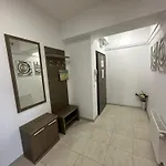 Stefi Summerland Apartment