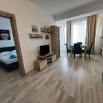 Stefi Summerland Mamaia