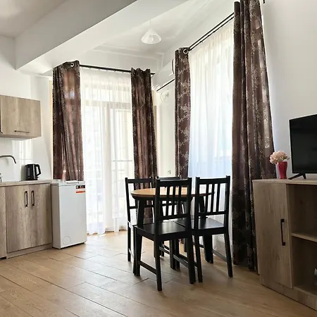 Stefi Summerland アパート