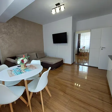 Apartment Stefi Summerland Mamaia