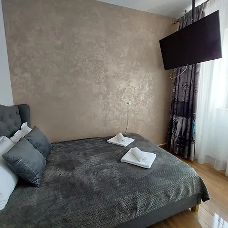 Stefi Summerland * ママイア