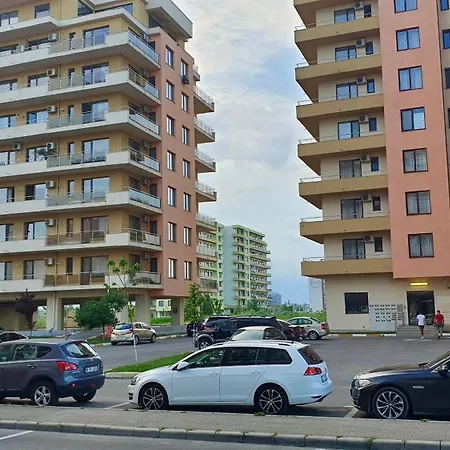 Apartment Stefi Summerland Mamaia