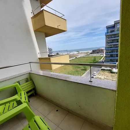 Apartment Stefi Summerland Mamaia