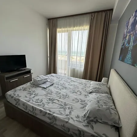 Stefi Summerland アパート