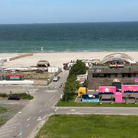 Stefi Summerland Apartment Mamaia