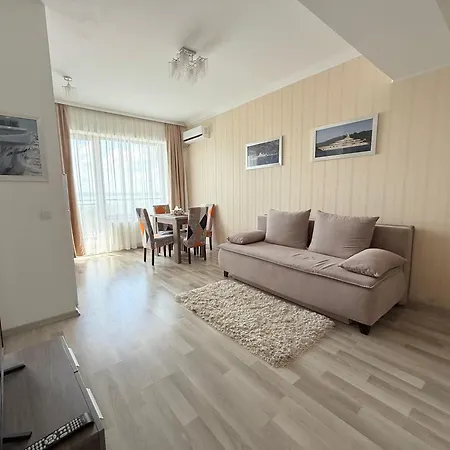 Stefi Summerland Apartmán *