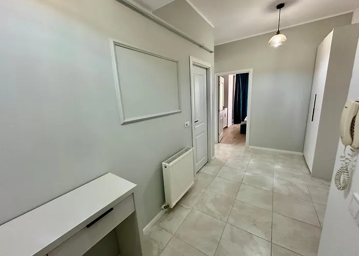 Stefi Summerland * Mamaia